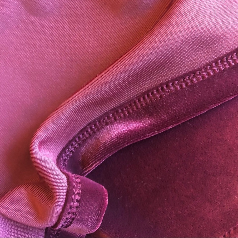 Aritzia Talula Velvet Long Sleeve Crop Top - Picture 8 of 8